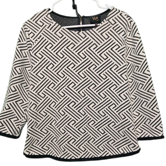 W5 Anthropologie EUC Medium Monochrome Geometric Pattern Blouse PTP 20 - Picture 1 of 4